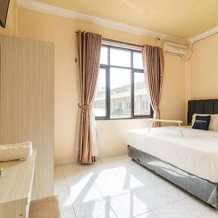 Urbanview Hotel Nugraha Palembang By Reddoorz Εξωτερικό φωτογραφία