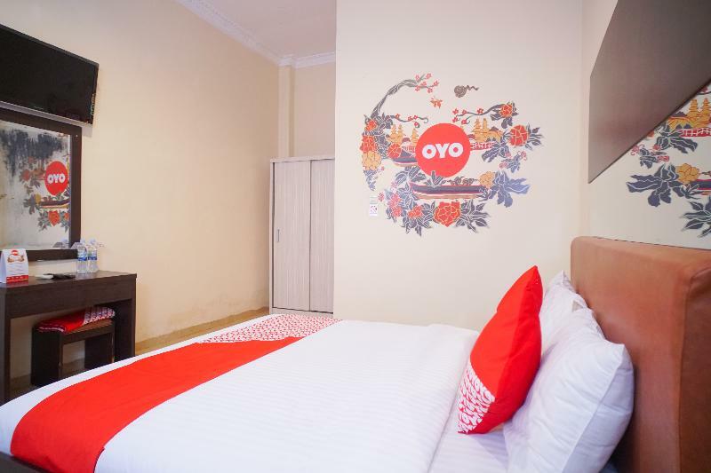 Urbanview Hotel Nugraha Palembang By Reddoorz Εξωτερικό φωτογραφία